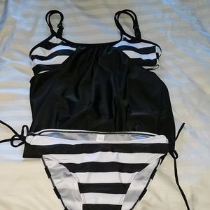 Bathing suit